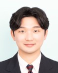 김정훈 사진